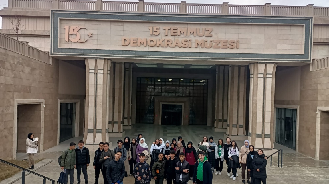 Dönem Sonu Faaliyet Haftası Kapsamında 15 Temmuz Müzesi ve Şehitler Anıtı Gezisi